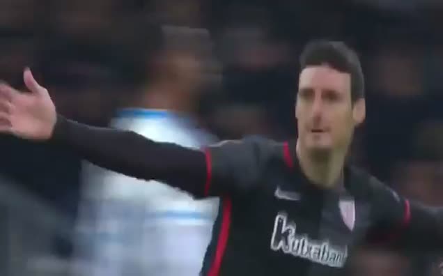 Aritz Aduriz'den mükemmel gol!