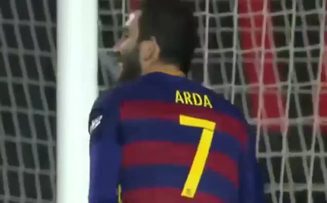 Arda ilk golünü attı secdeye kapandı
