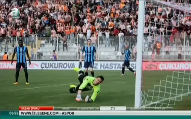 Adana derbisinde gülen Adanaspor