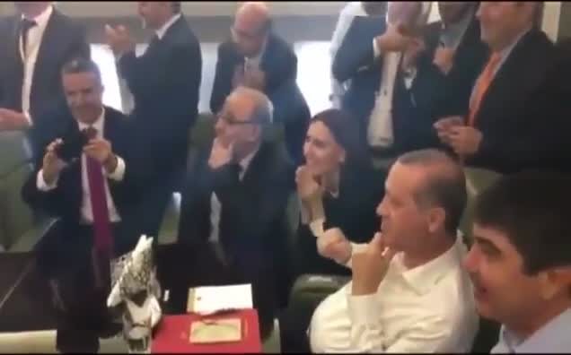 Erdoğan Türkiye'nin golüne böyle sevindi