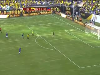 Enner Valencia'dan alkış alan asist!