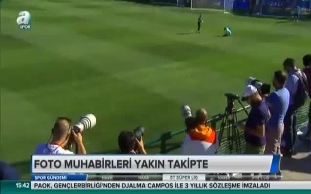 Foto muhabirleri yakın takipte