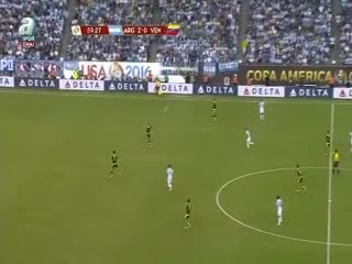 Messi, Venezuela'yı boş geçmedi!