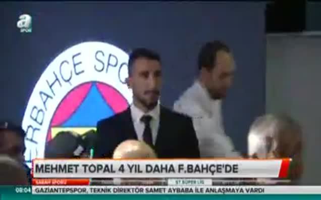 Mehmet Topal 4 yıl daha Fenerbahçe'de