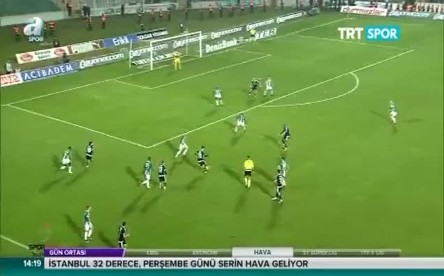 Oğuzhan Özyakup parlıyor