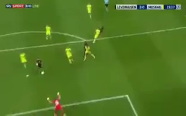 Gecenin golü Hakan Çalhanoğlu'ndan geldi