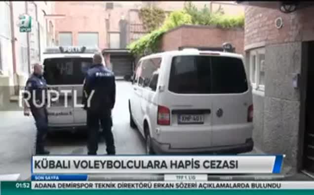 Kübalı voleybolculara hapis cezası