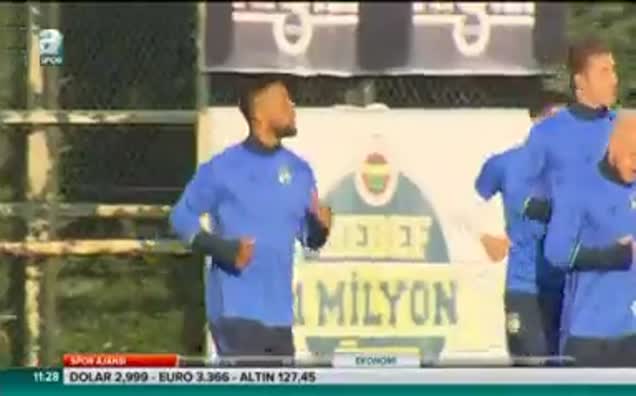 Lens büyülemeye devam ediyor