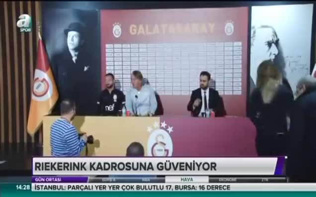 Riekerink kadrosuna göveniyor