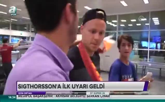 Sigthorsson'a ilk uyarı geldi