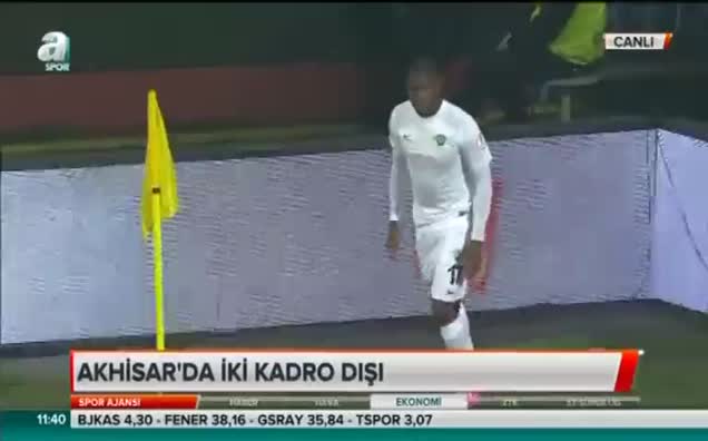 Akhisar'da iki kadro dışı!