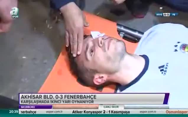 Van Persie'nin yaşadığı sakatlık sonrası ilk görüntüleri
