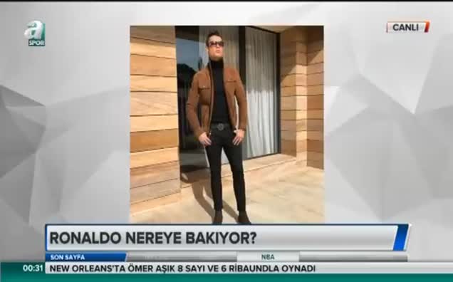 Ronaldo nereye bakıyor