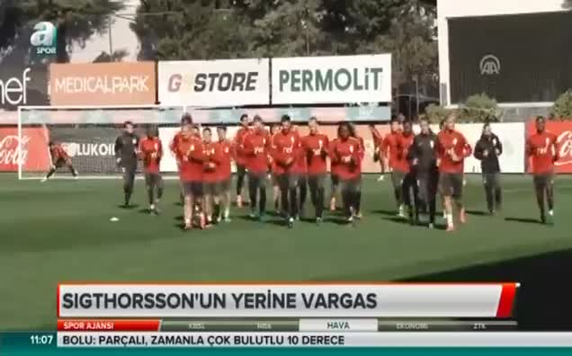 Sigthorsson'un yerine Vargas!