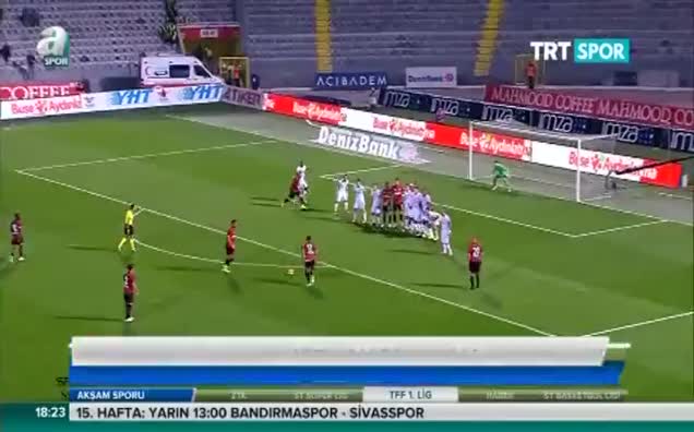 Fenerbahçe İrfan Can Kahveci'nin peşinde
