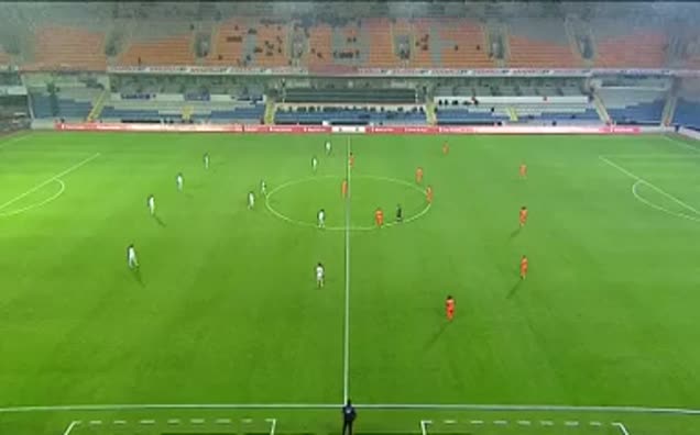 Medipol Başakşehir: 6 - Göztepe: 2 (ÖZET)