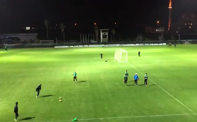 Hamza Hamzaoğlu'ndan jeneriklik gol!