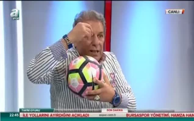 Erman Toroğlu: Pozisyon çok temiz