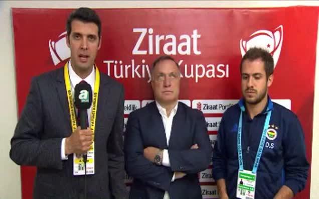 Advocaat: 2 maç daha buradayım