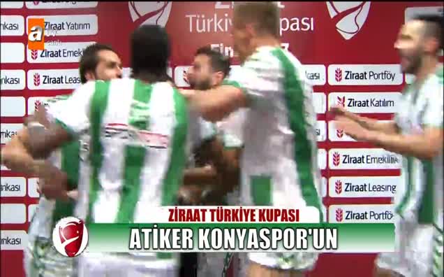 Atiker Konyasporlu futbolcuların sevinç gösteri