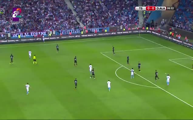 Asist Kucka'dan gol Bongonda'dan!