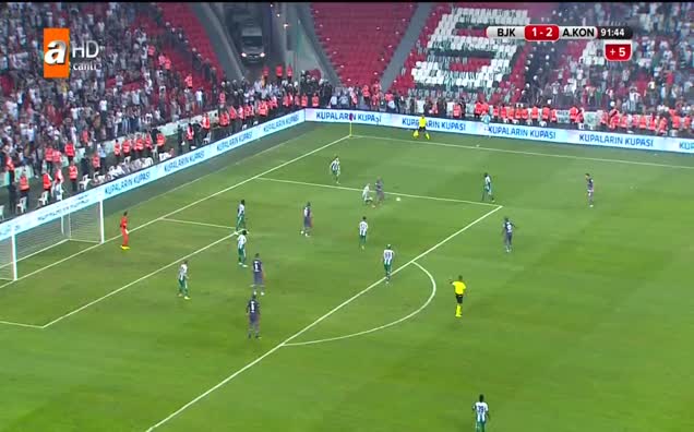Negredo öyle bir gol kaçırdı ki...