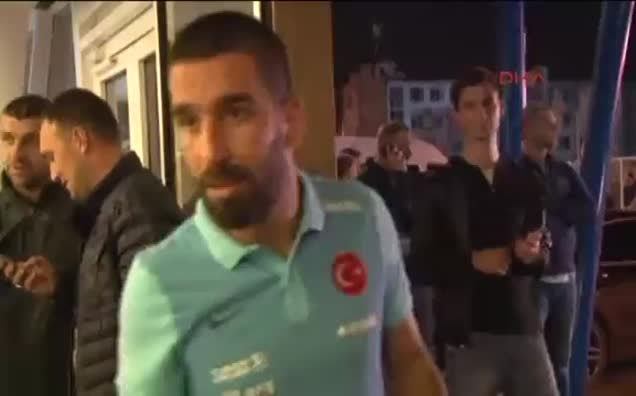 Arda Turan, bu görüntülere tepki gösterdi