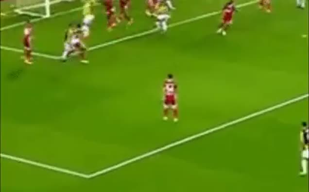 İsmail Köybaşı'nın hareketleri olay oldu!