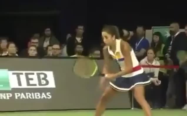 Türk seyirciden Sharapova'ya evlenme teklifi
