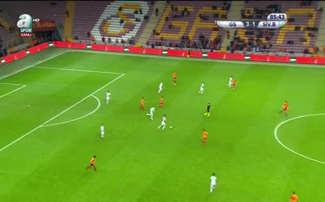 Galatasaray: 4 - Sivas Belediyespor: 1
