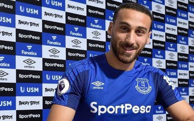 Everton, Cenk Tosun'u açıkladı