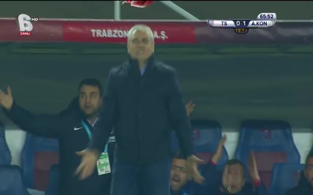 Vedat Bora'da kırık şüphesi