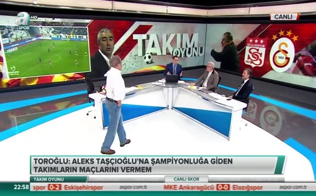 Erman Toroğlu'ndan penaltı yorumu