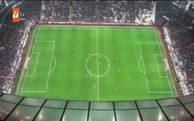 İşte Aykut Kocaman'ın 'taç hırsızlığı yapıldı' dediği pozisyon